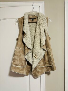 DAMSELLE, Faux Shearling Draped Vest - Beige/Cream, M